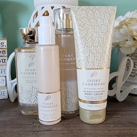 Bath & Body Works Bath & Body Bath Body Works Ivory Cashmere Body